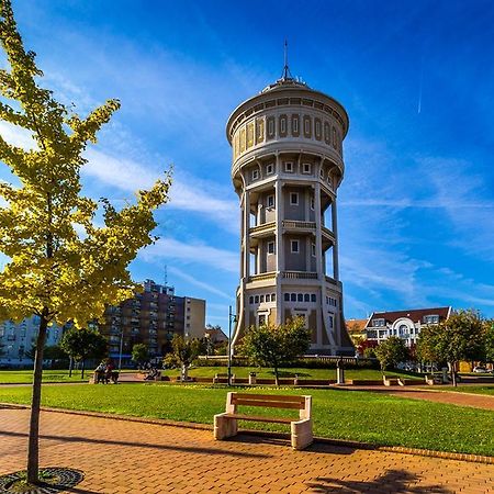 Verona Apartman Segedyn Zewnętrze zdjęcie